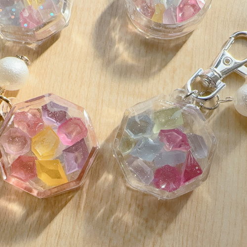 琥珀糖キーホルダー キーホルダー ぽんdeママ 通販 19304190