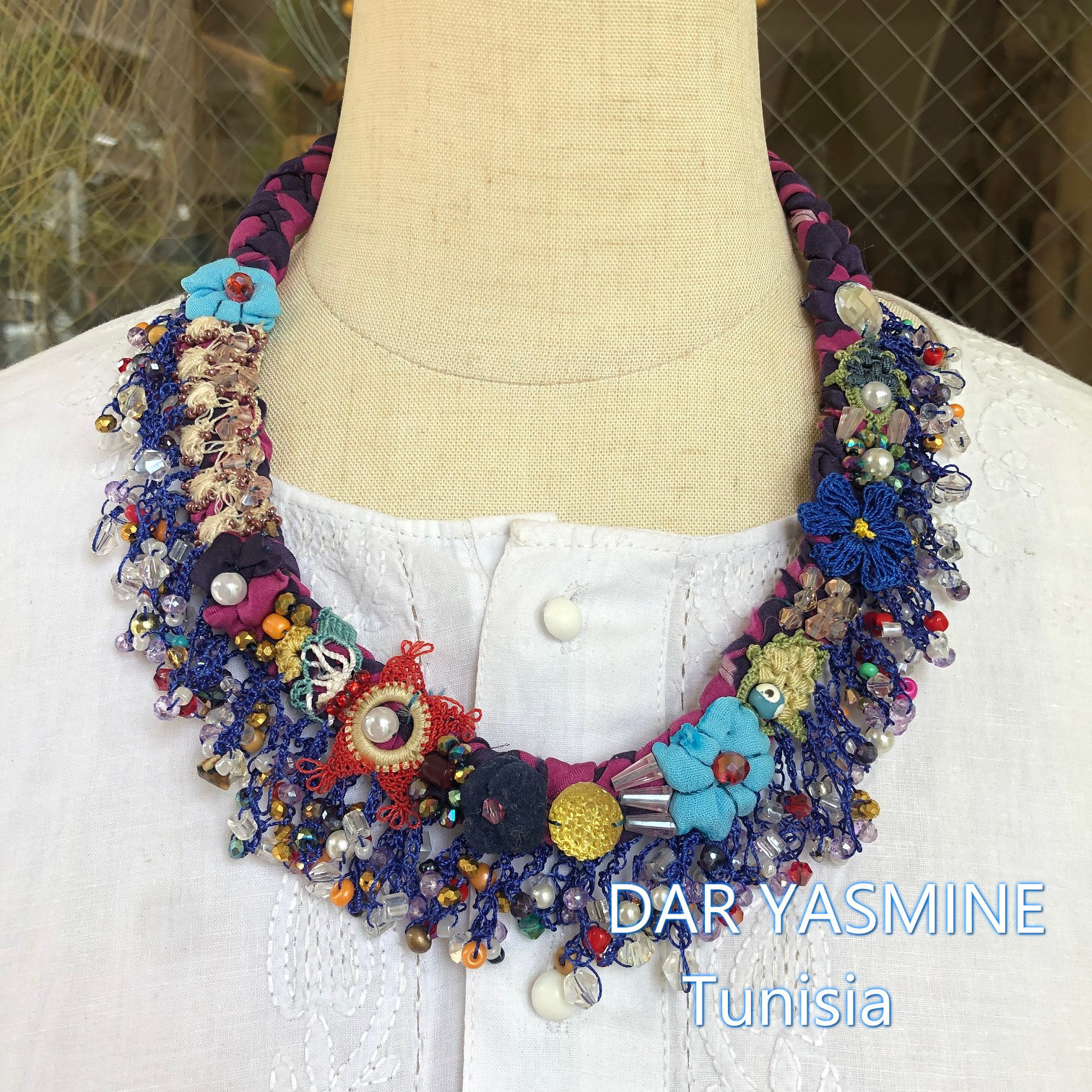 トルコ伝統工芸　oya刺繍　穏やかで心地よい流れに身をまかせる　チョーカーC111