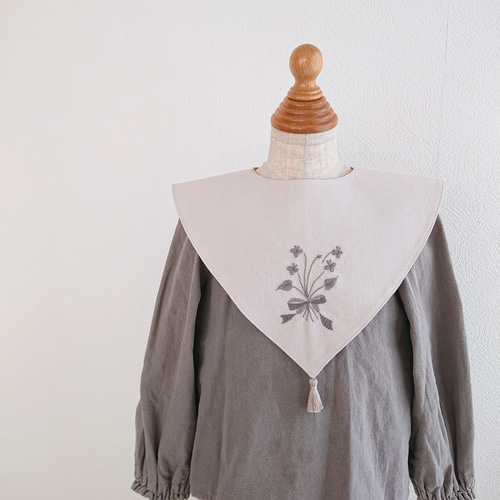 手刺繍つけ襟【すみれの花束】子ども用フリーサイズ 子供服 Kynttilä