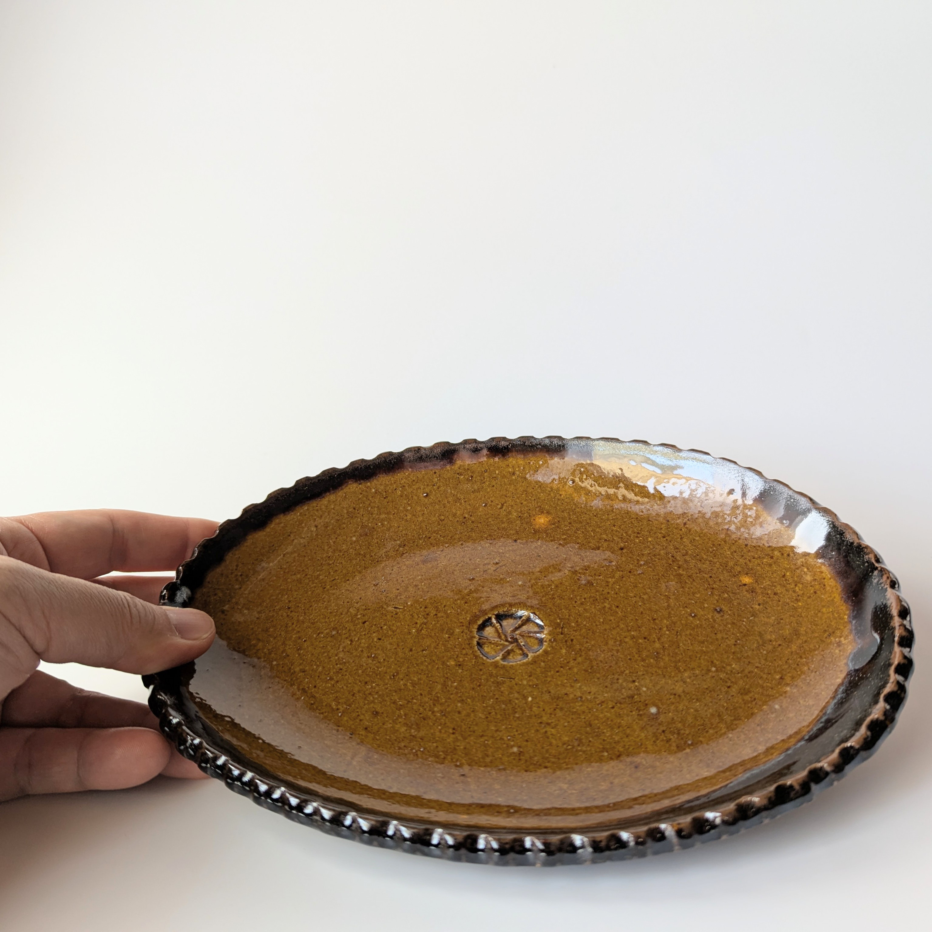 飴色の楕円皿　【手仕事　民藝　和　陶器　窯元】
