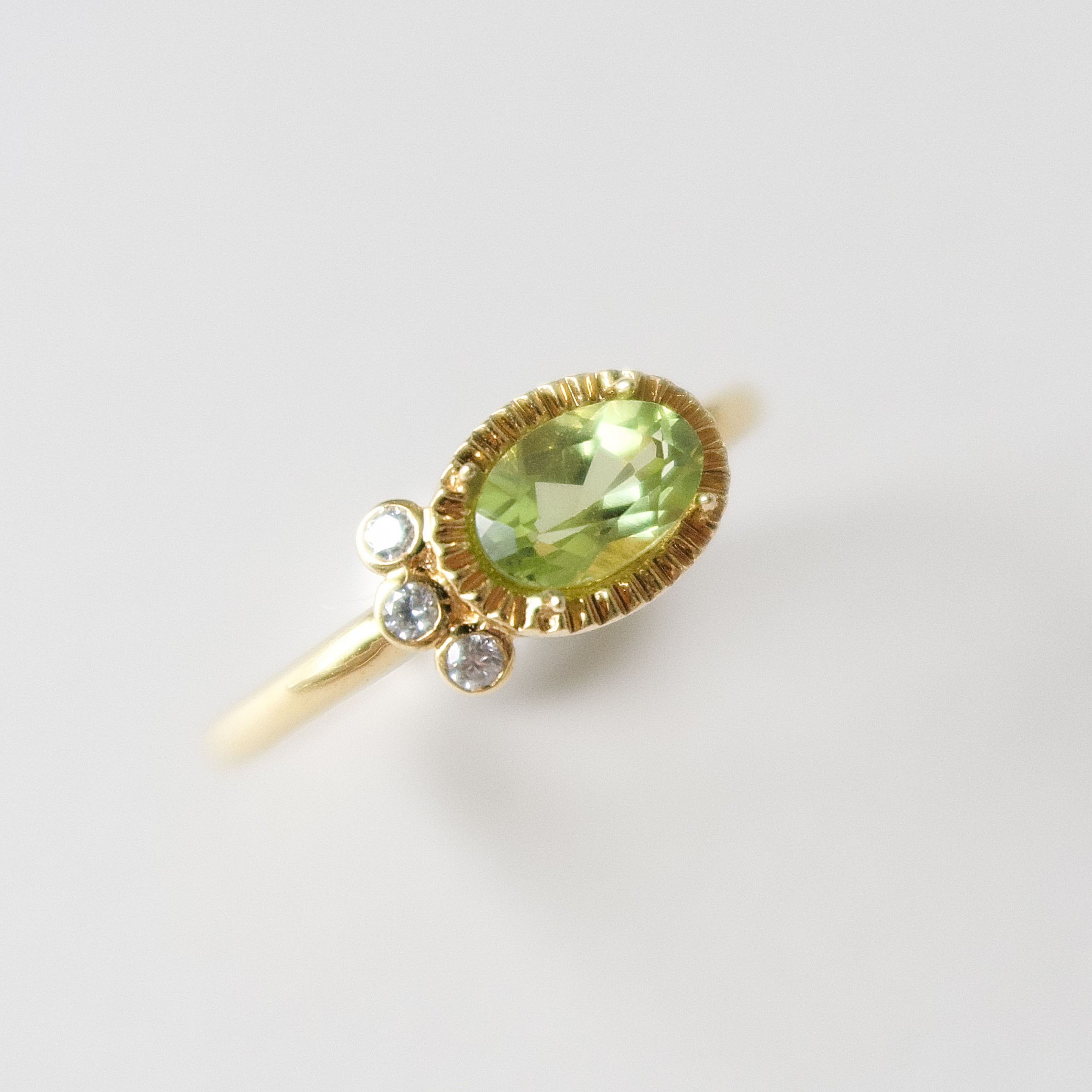 《ペリドット｜Peridot》Silver925・K10ゴールド／天然石リング・受注制作｜ANUENUE