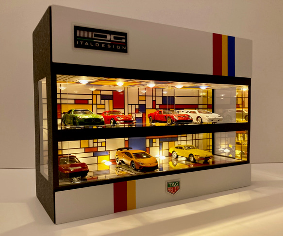 1/43・乱張り＆モザイクタイル・ディスプレーBOX / 照明付ネオジオラマ 1/43展示14台可・黒大理石・2層式ディスプレーBOX/2色LED30灯
