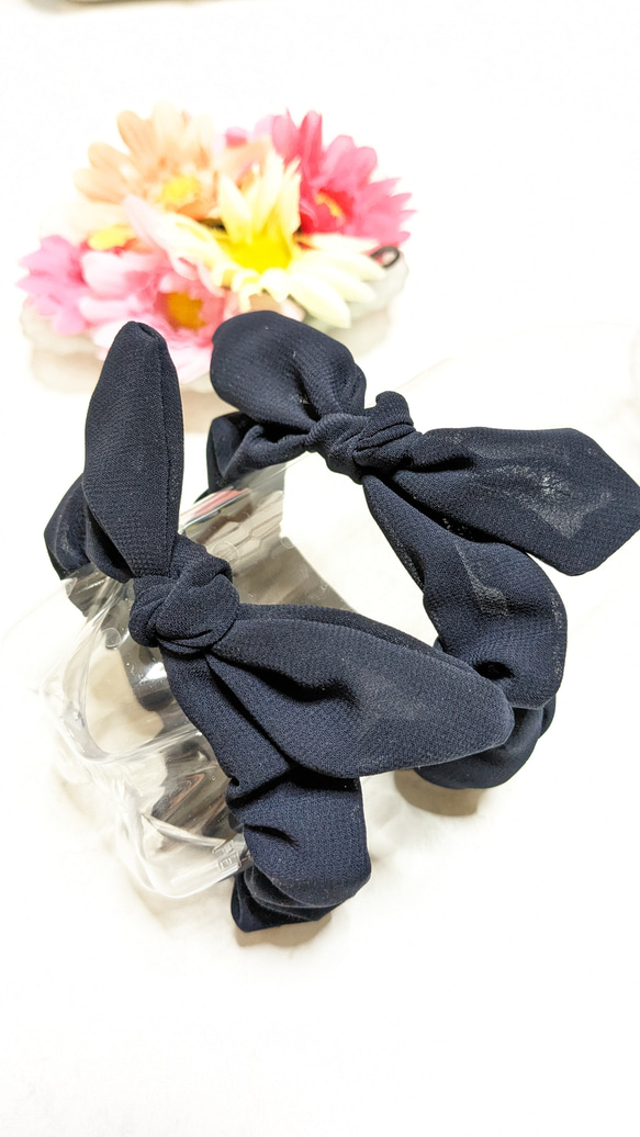 ハンドメイド スタイ ヘアバンド シュシュ オーダー承ります✿ 結んで使える うさみみ シュシュ（裾バンド、ジャケットバンド、アーム