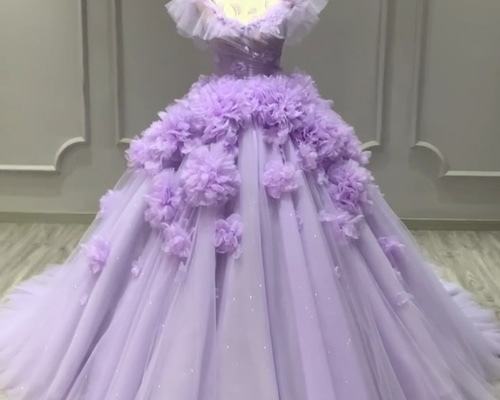 【10%off】9〜11号カラードレス 紫色と黒 花柄 フリル 結婚式のドレスレンタル商品・ラベンダー花柄カラードレス11F
