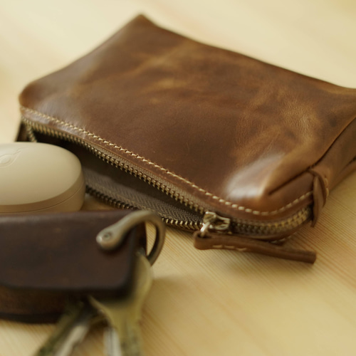 クロムエクセルレザー ダブルジップポーチ｜ホーウィン×YKKエクセラ