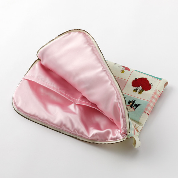 完成品　ラスト！KurahashiRei　L字ファスナーポーチ＜Love for you!＞　布バッグ　大人かわい 4枚目の画像