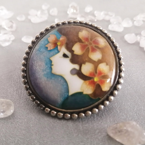 有線七宝焼きペンダントブローチ 七宝焼きアクセサリー 有線七宝ペンダント 向日葵 : 七宝工房