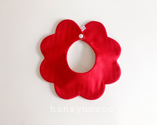 ハンドメイドスタイ　もくもく花びら　さくらんぼ.・くま.・刺繍 c76556dbe508c28bad0569afafde63