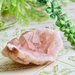 【希少】結晶体　ローズクォーツ　クラスター　紅水晶　原石 希少】結晶体 ローズクォーツ クラスター 紅水晶 原石 その他