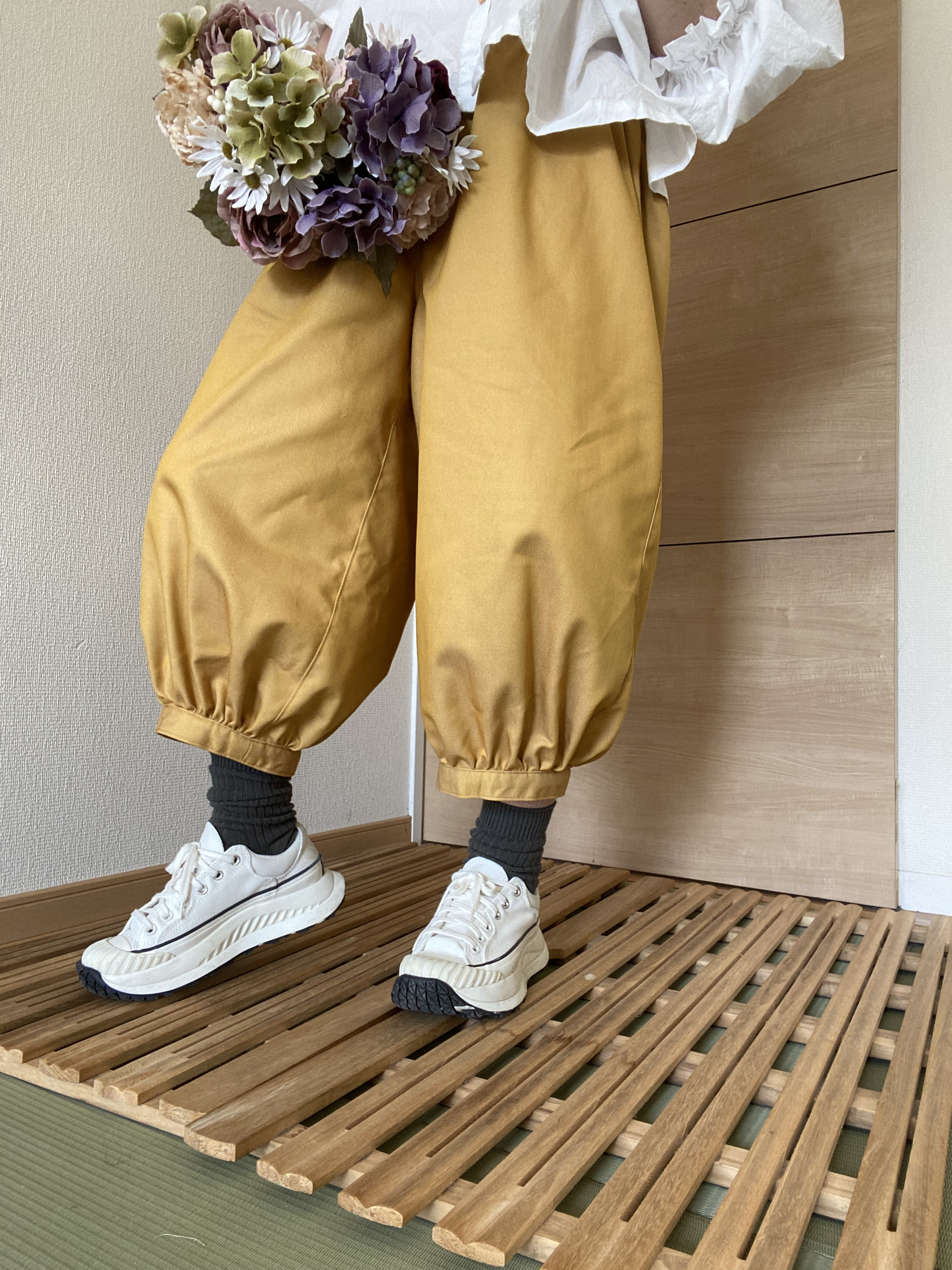 【人気♡定番】大人のバルーンパンツ☆ポケット後ろ☆カラーソフトデニム☘️マスタード