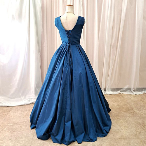 ✅未着品✅ロングドレス　ドレス　ステージドレス　結婚式スリム 楽天市場】【ポイント10倍】【再入荷】カラードレス 演奏会用