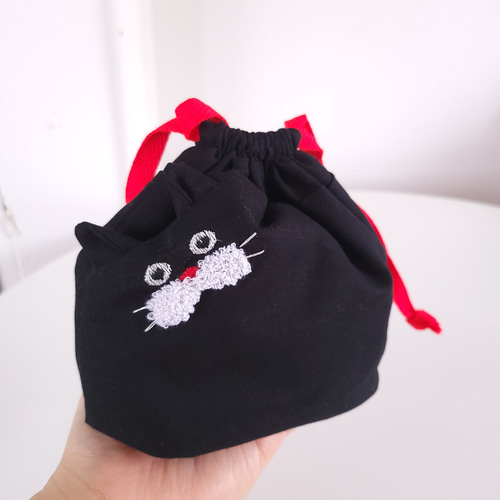おとぼけキャット 猫型 巾着 ポーチ 黒猫ver. 巾着袋 the catwalk 通販