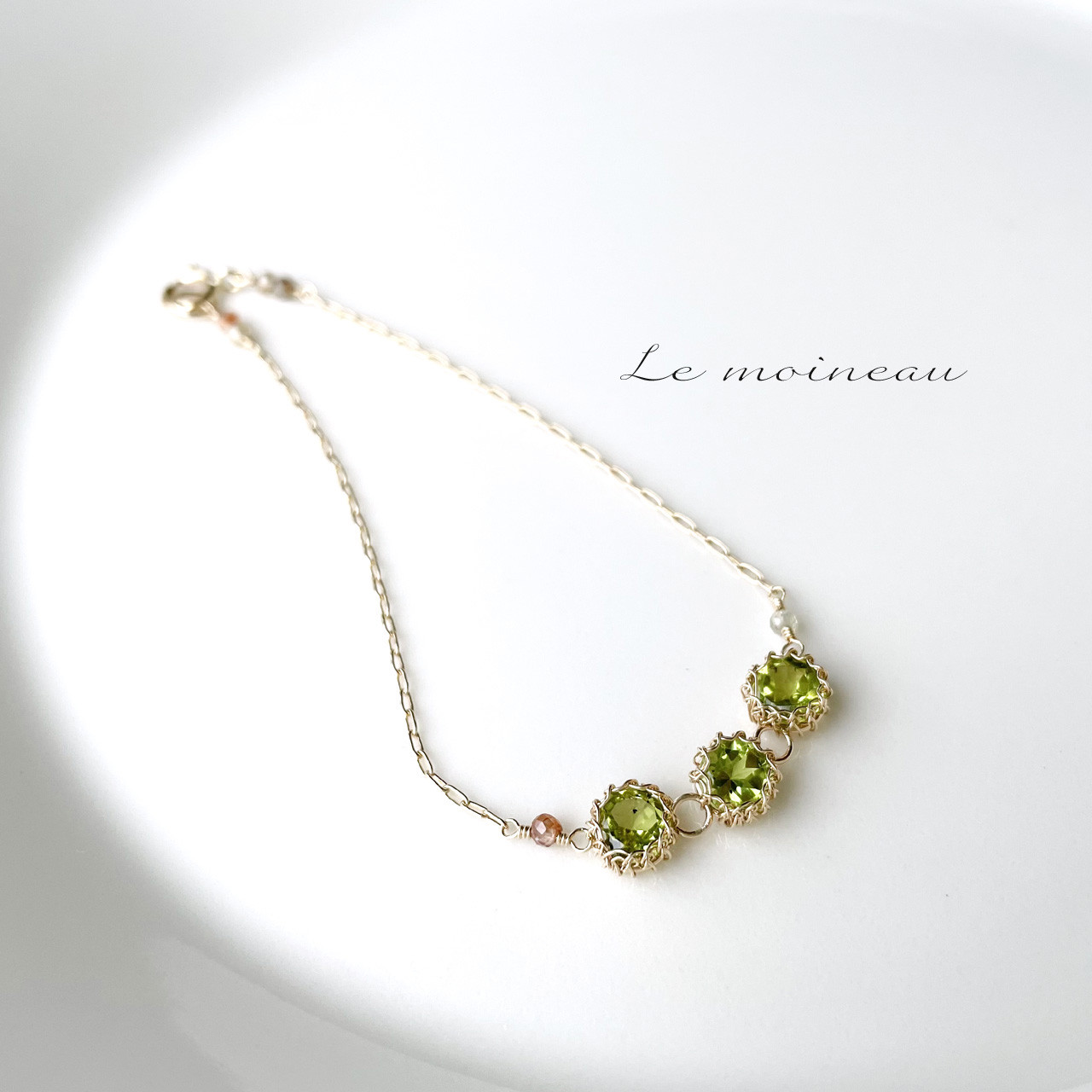 ペリドットの3粒ラインブレスレット*14kgf*