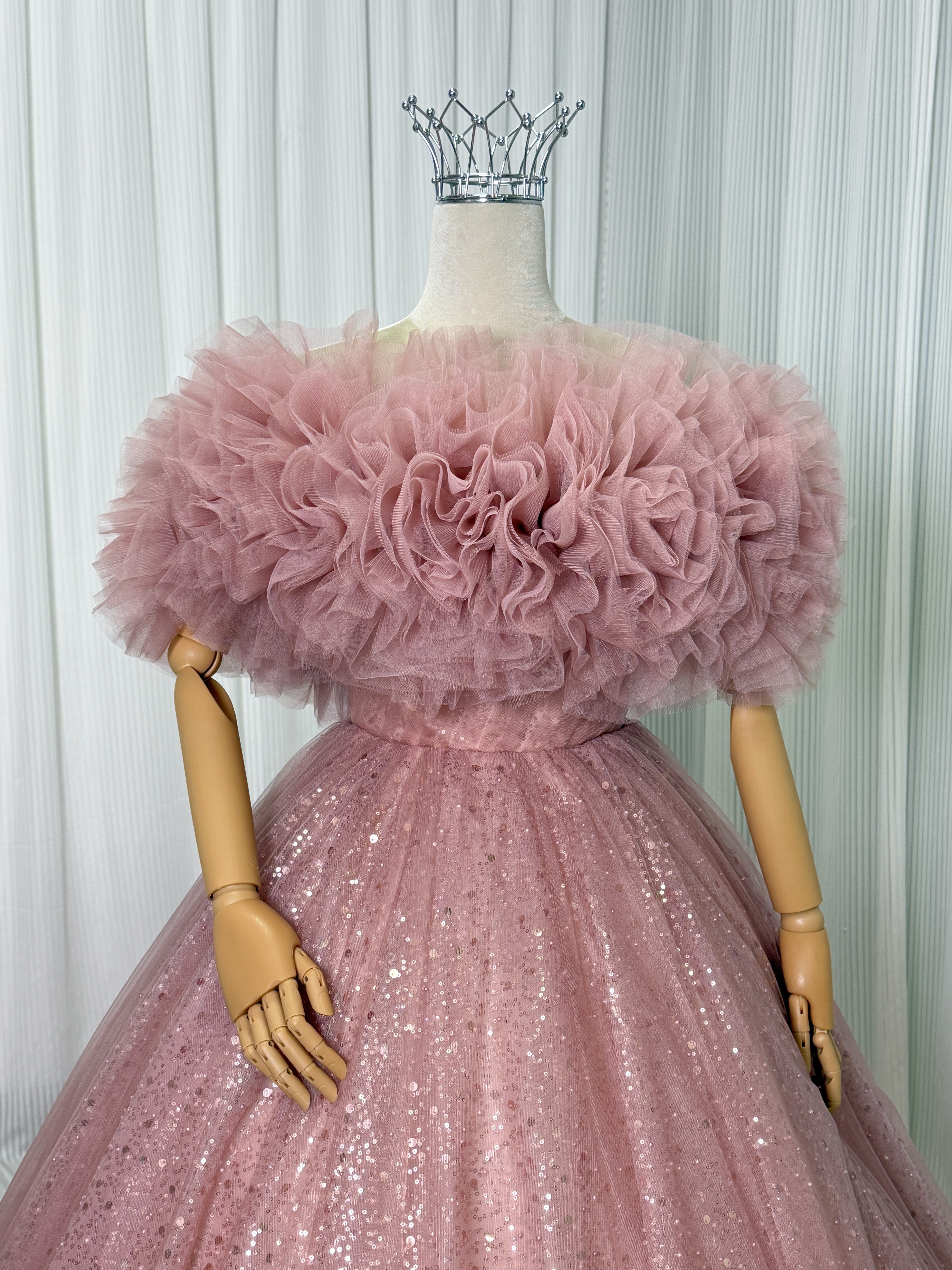 送料無料！フラワーオフショルダーのみ くすみピンク ふわふわ  