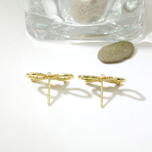 リボンモチーフピアス J-E241016（4週間発送） ピアス（スタッド・一粒  