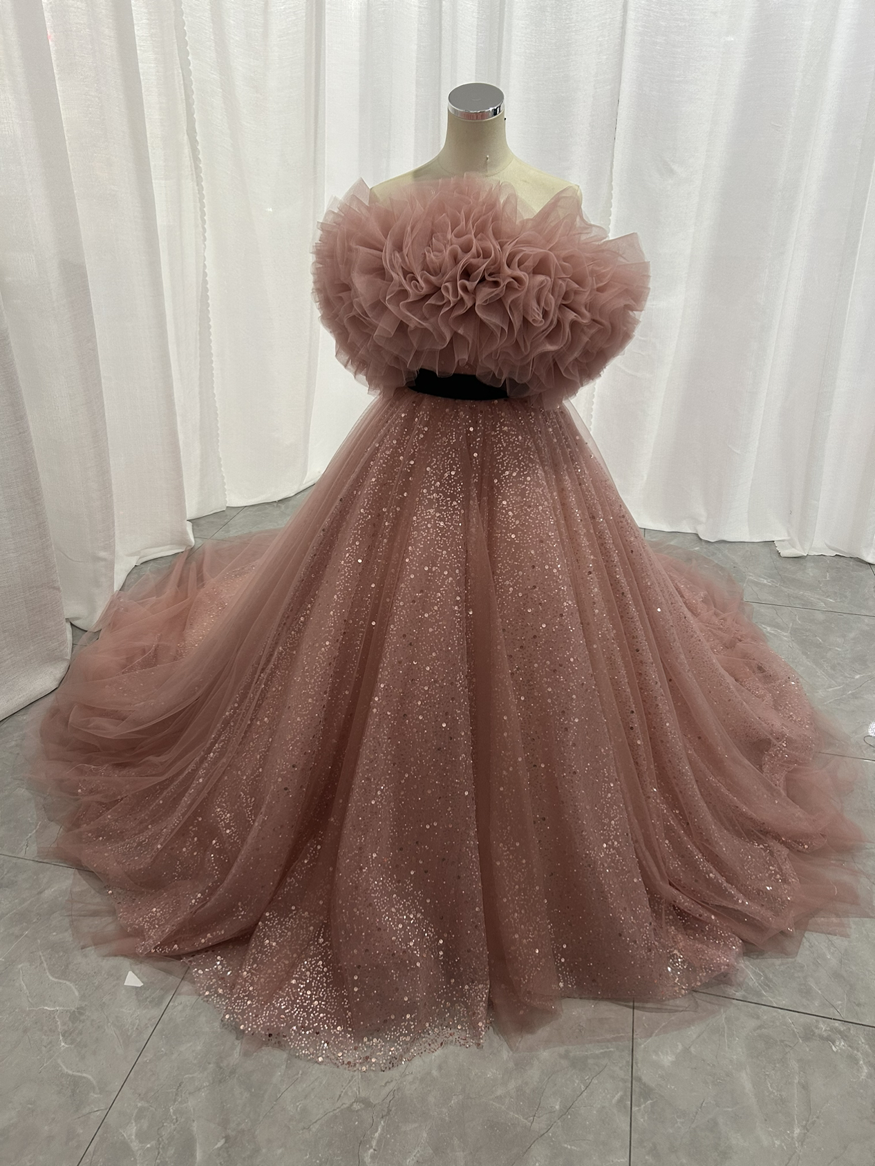 カラードレス ピンク フラワーオフショルダー サッシュベルト キラキラビジュー刺繍 披露宴