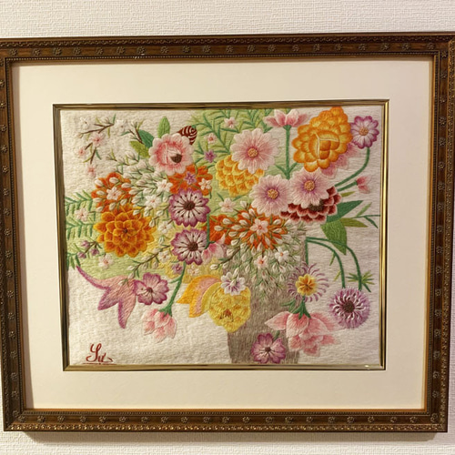 ベトナム政府御用達工房！Mr.クオックスー作品 刺繍絵 ピンクフラワー