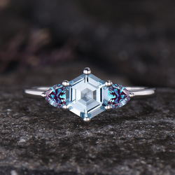 鑑定書付き」K18 高貴 天然エメラルド 天然ダイヤモンド 指輪 高品質な