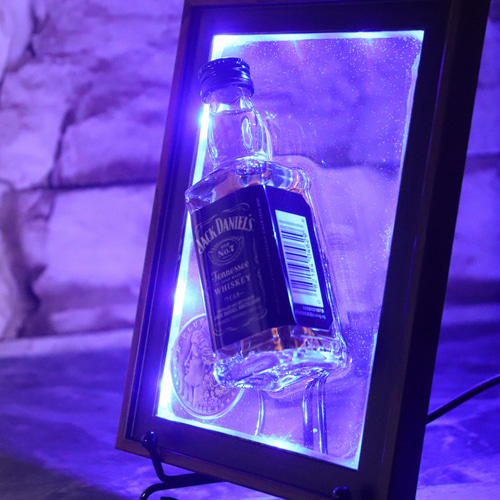【一点物レジンアート】　Jack Daniel's ウイスキー🥃のジャックダニエルをレジン天板に入れたアート