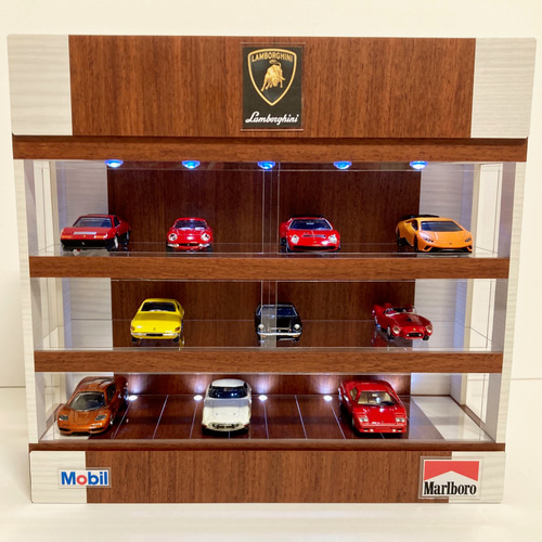 人気を誇る 1/64展示21台可・チーク＆白木・3層ディスプレーBOX ミニカー