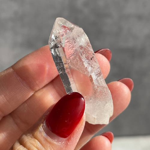 無色・透明【ヒマラヤ水晶／ポイント】鉱物 天然石 その他インテリア