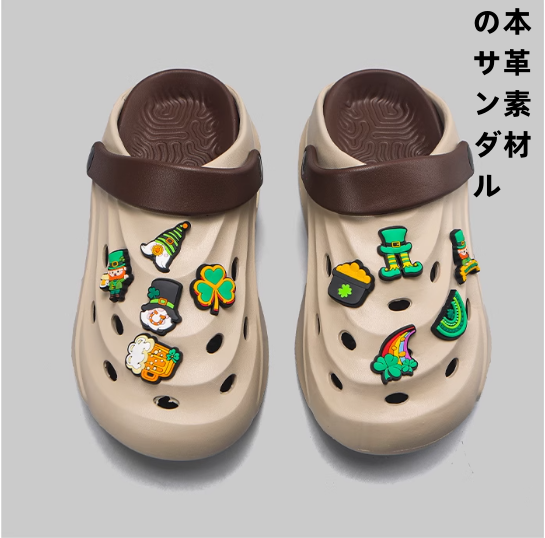 穴あき靴男夏の外は百合アクセサリーのバッグを着て柔らかい底を引きずってビーチシューズのサンダルを変にする