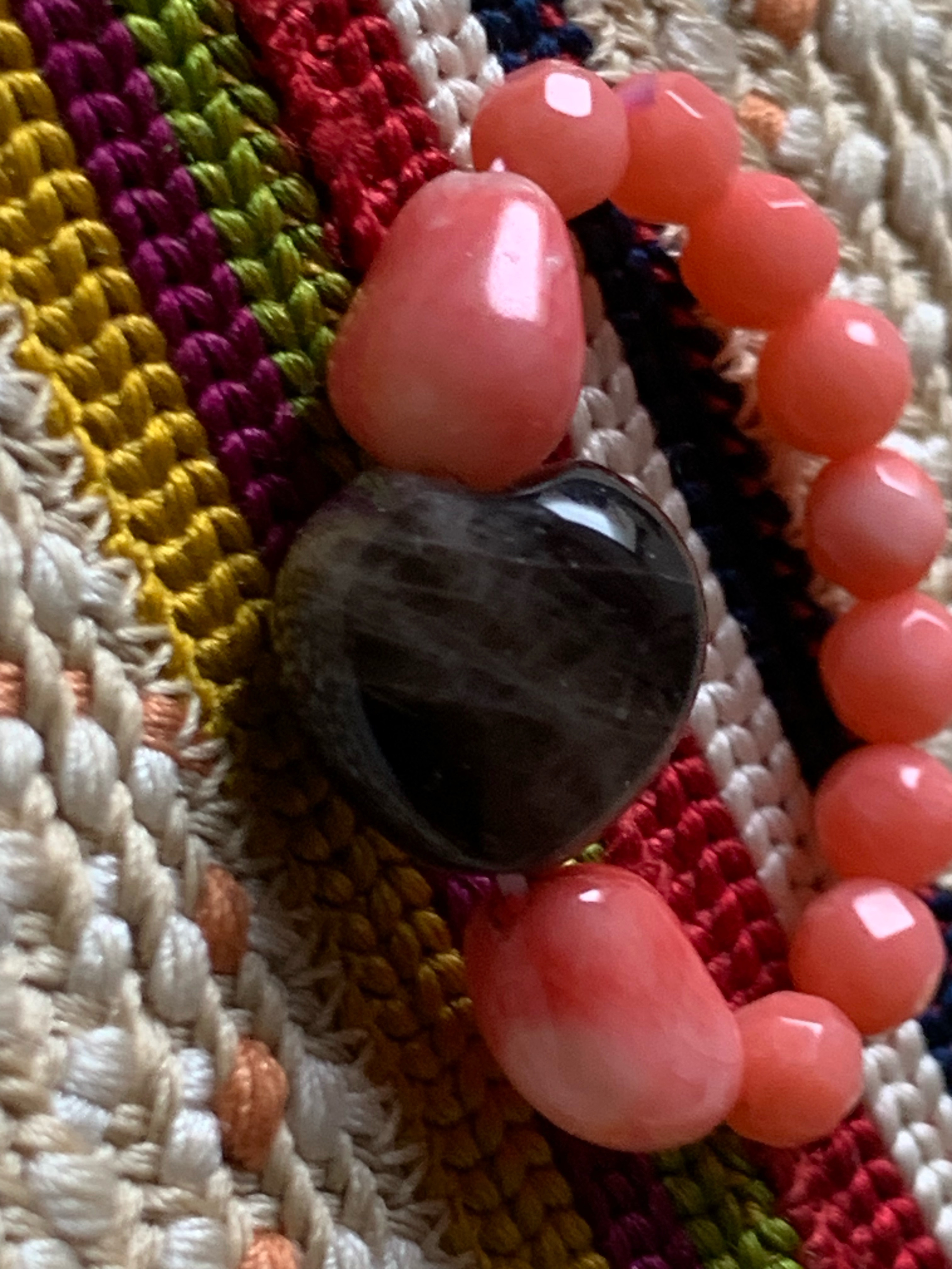 幻の水晶：ブラックメタモルフォーゼスと桜色珊瑚、インカローズの指輪 護符リング