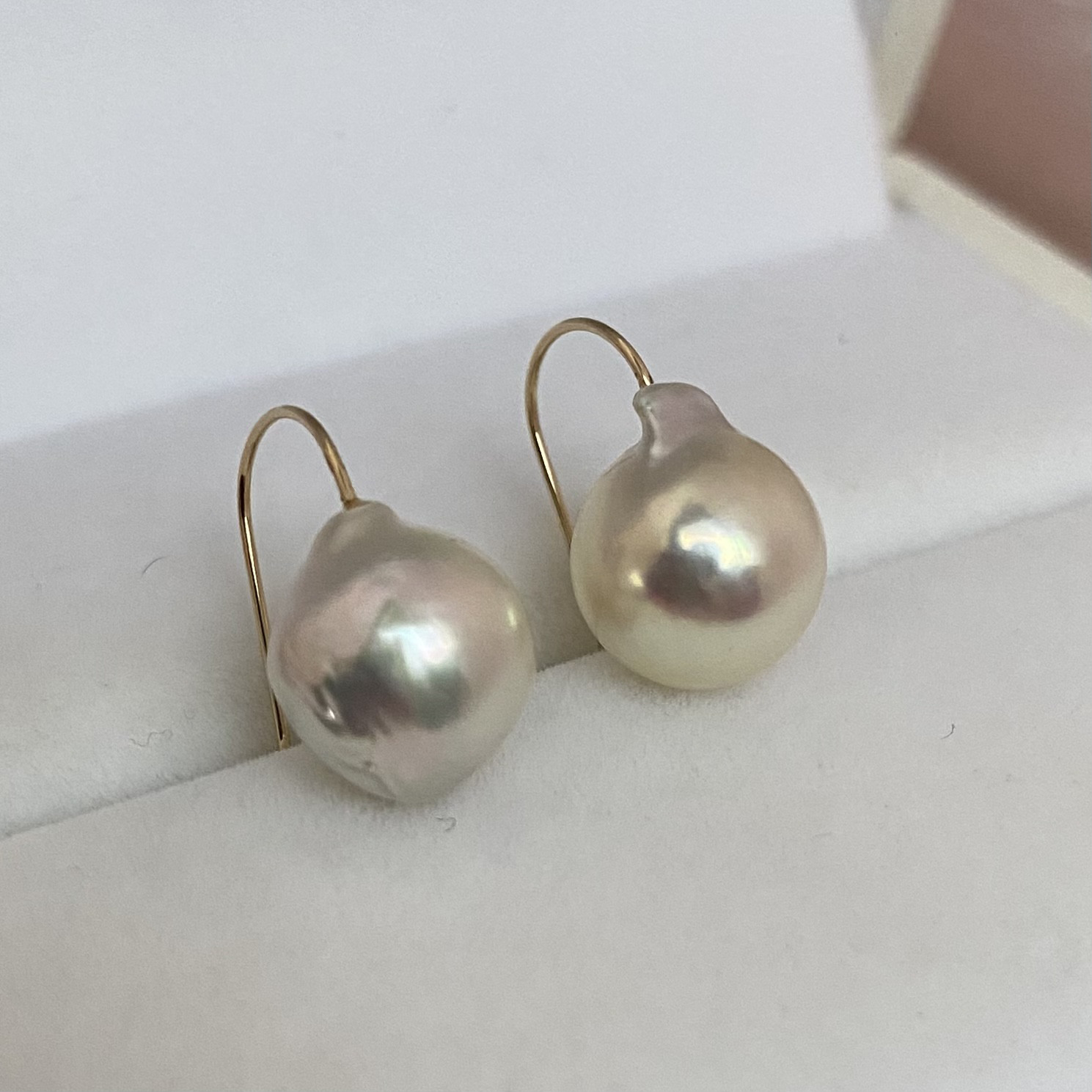 《k10》9㎜珠 大粒あこや真珠　バロックソリティア ピアス 9,216円