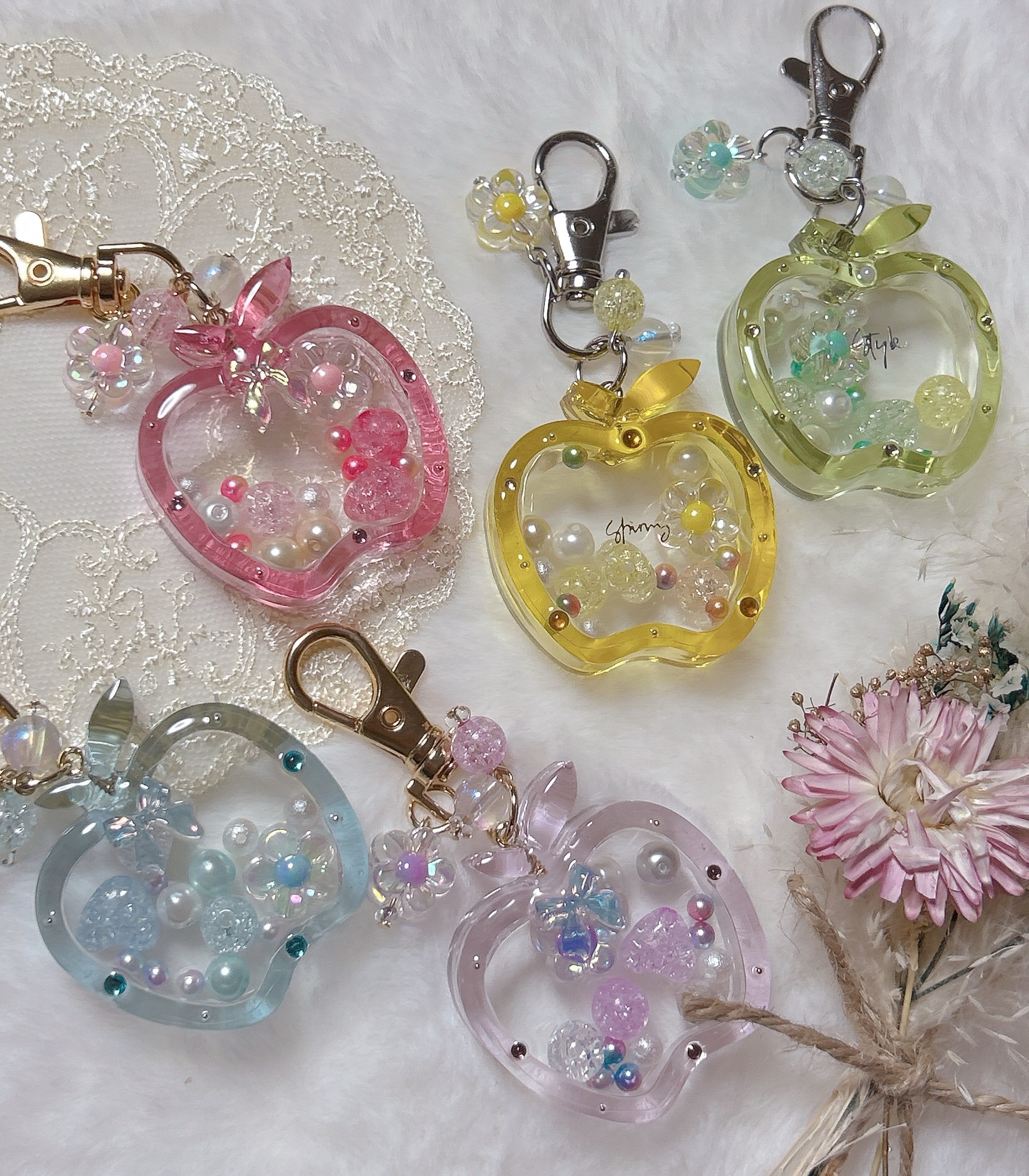 シャカシャカキーホルダー♡お客♡オーダー品 シャカシャカキーホルダー♡お客様専用♡オーダー品 チャーム