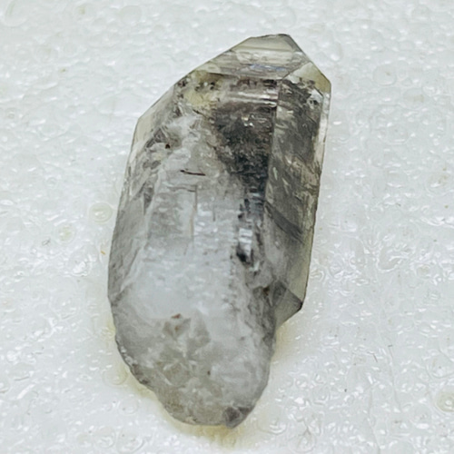 チベット産✨　カーボン入りセプタークォーツ　松茸水晶　原石　子宝水晶 チベット産✨ カーボン入りセプタークォーツ 松茸水晶 原石 子宝