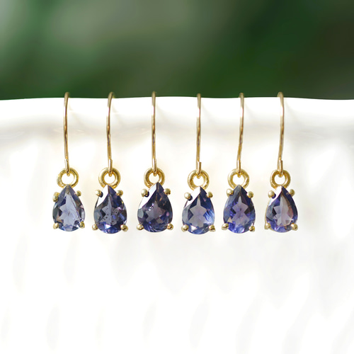 14KGFアイオライトのペアシェイプカット爪留めピアス ～Altea ピアス