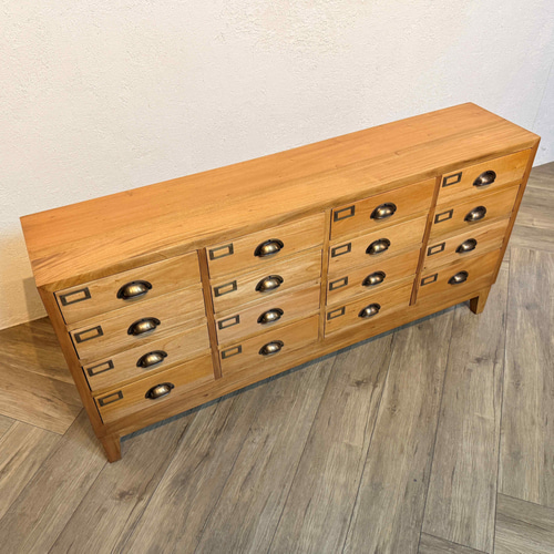 マホガニーサイドボード　ヴィンテージ　チェスト　箪笥　収納　脚つき　チーク　北欧 マホガニーサイドボード ヴィンテージ チェスト 箪笥 収納 脚つき