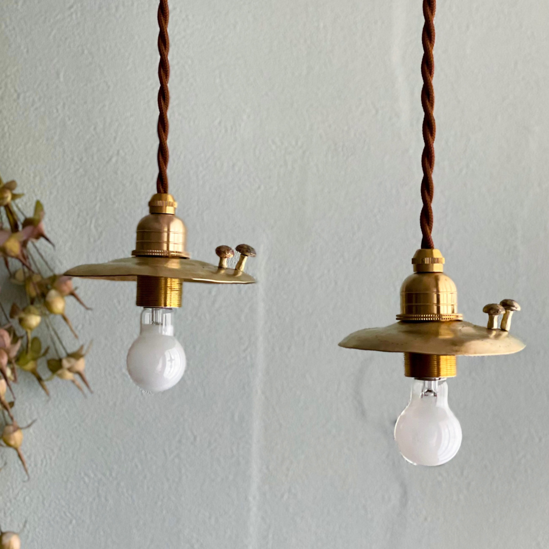 受注制作 山小屋ライトミニ「きのこのライト」ペンダントライト　真鍮　ランプシェード