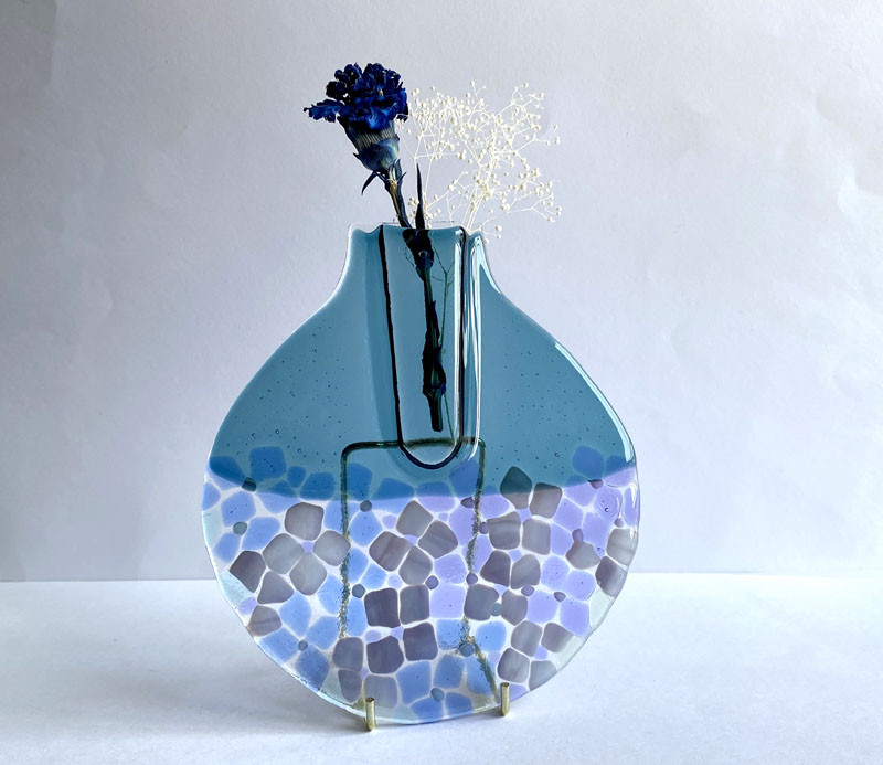 「読みもの」掲載商品！ガラスの花器　あじさい（L）スタンド・ドライフラワー付き・壁掛けもOK