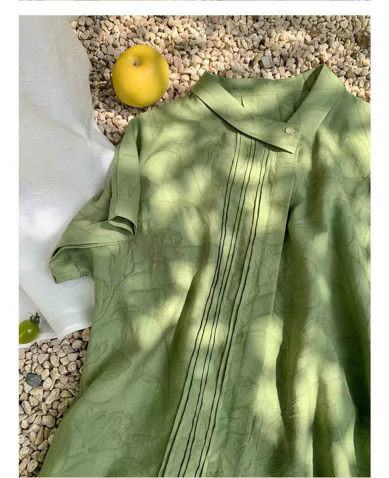 ピンタック入り　半袖ブラウス　トップス　二色