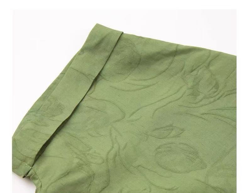 ピンタック入り　半袖ブラウス　トップス　二色