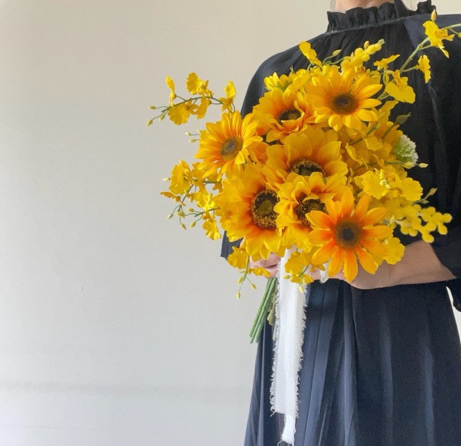 ひまわりビタミンカラーブーケ　（造花）