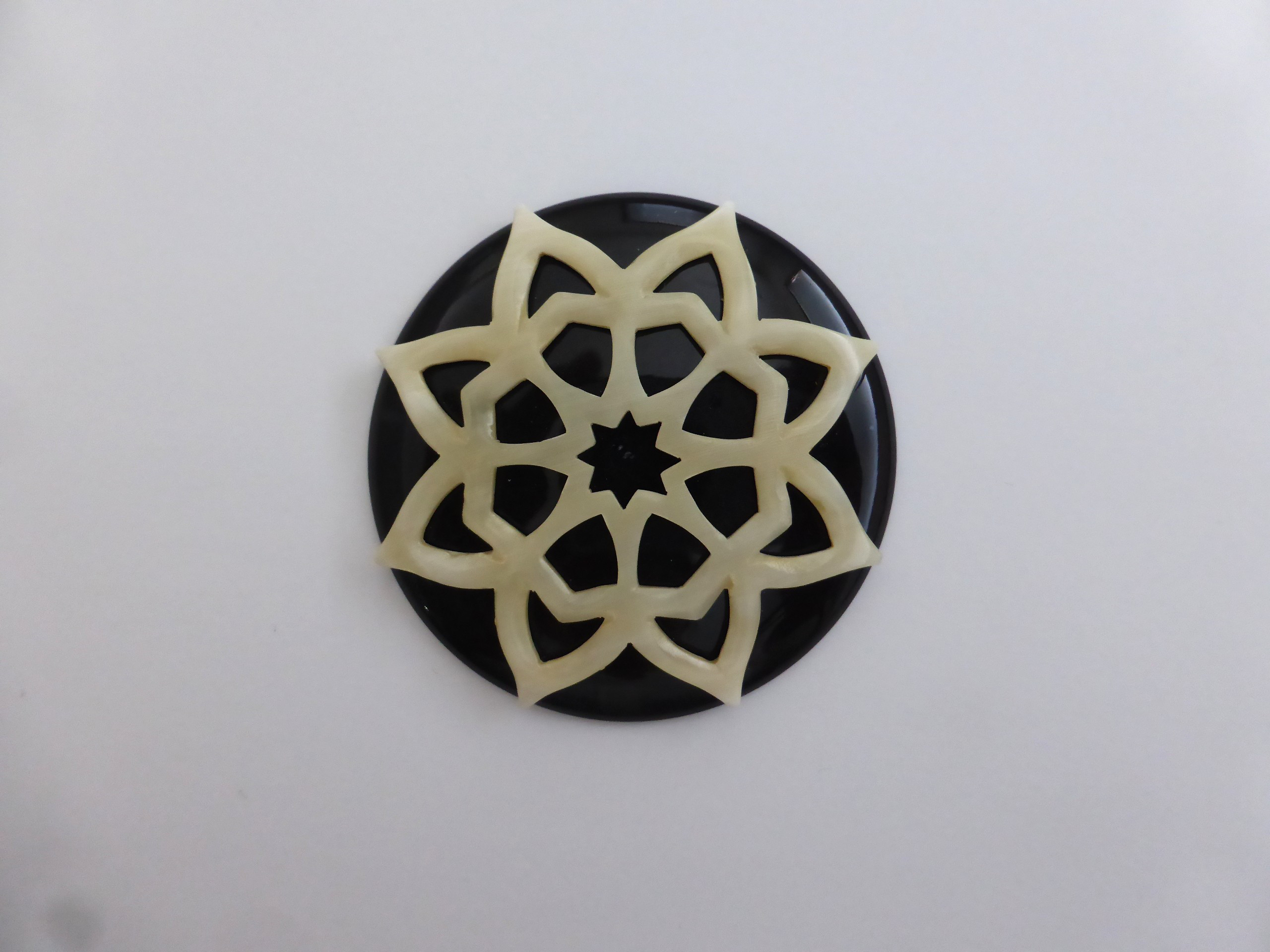 水牛オーナメント　幾何学モチーフ⑵