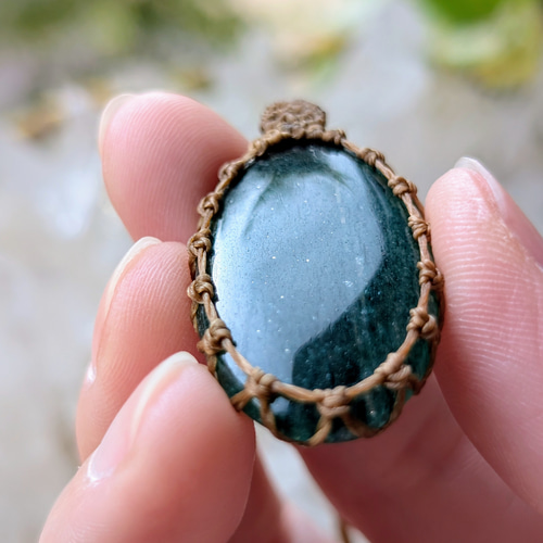 ☆グリーンアベンチュリン・アベンチュリン☆マクラメ編みネックレス