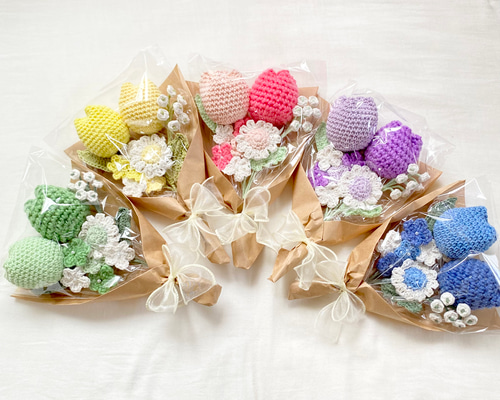 マカロンカラー】ブーケ チューリップ デイジー かすみ草 花束 編み物
