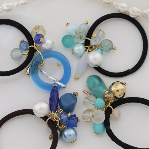 選べる3個セット】夏色カラフル◇大人のじゃらじゃらヘアゴム◇ Creema