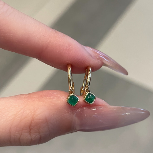 エメラルドフープピアスk18 2106 ピアス（フープ） パール大好き(購入  