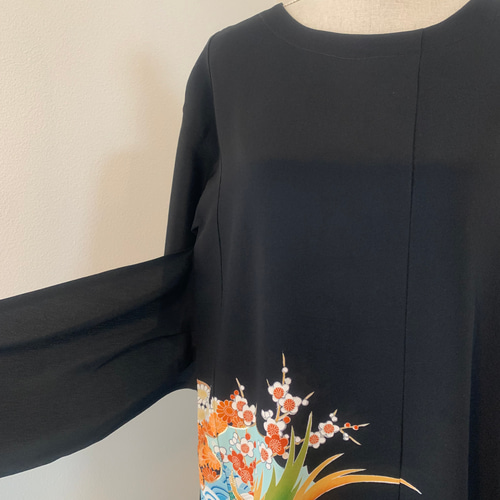 新作＊新品黒留袖の着物リメイクワンピース＊ウエストリボンタイプ