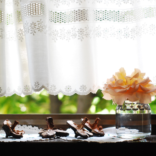 ⭐️アメリカンカントリー雑貨❤ෆりんごෆいっぱい☘️　レースカフェカーテン ⭐️アメリカンカントリー雑貨❤ෆりんごෆいっぱい☘️ レース