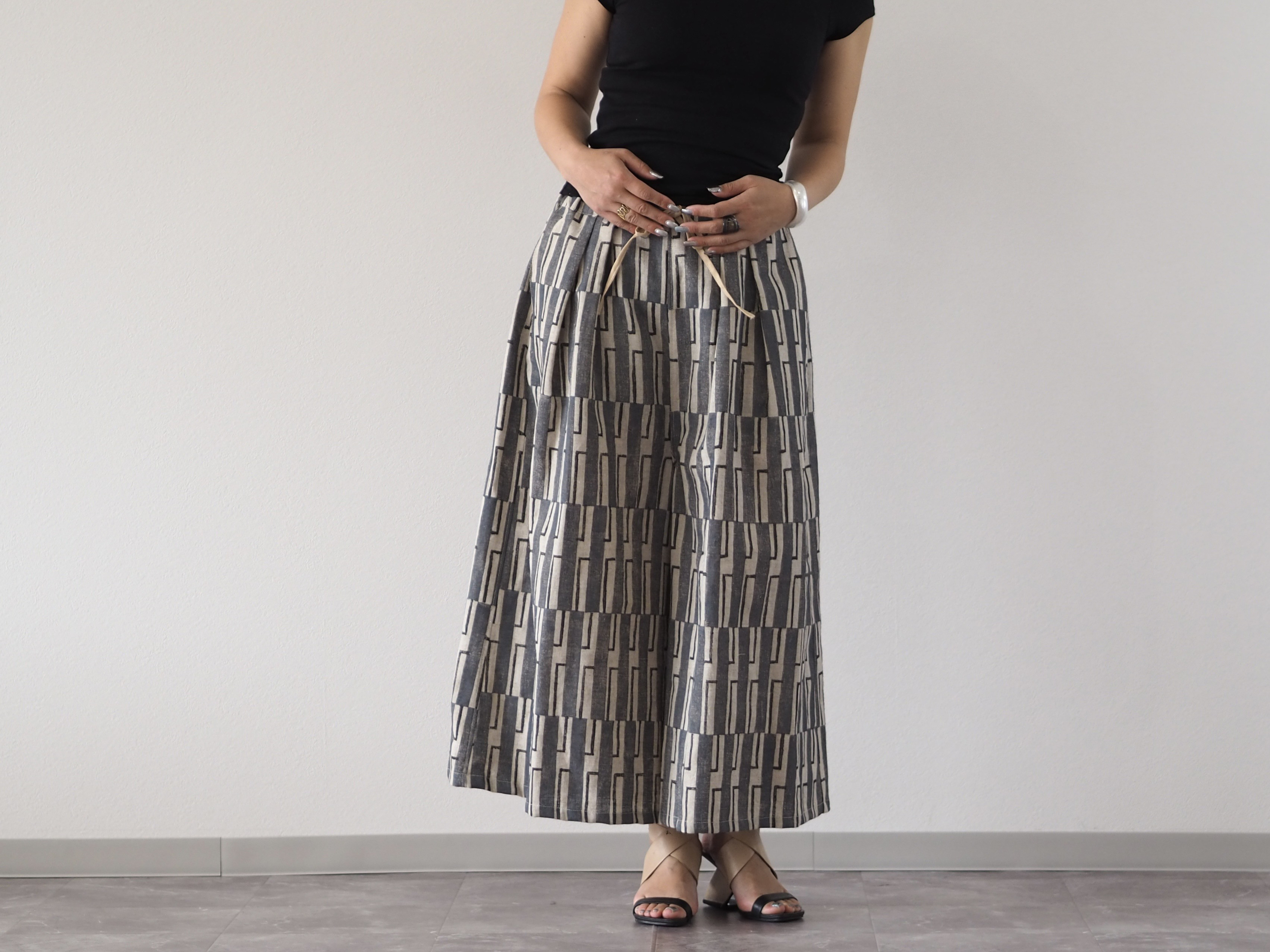 ブロックプリント/総柄ワイドパンツ①