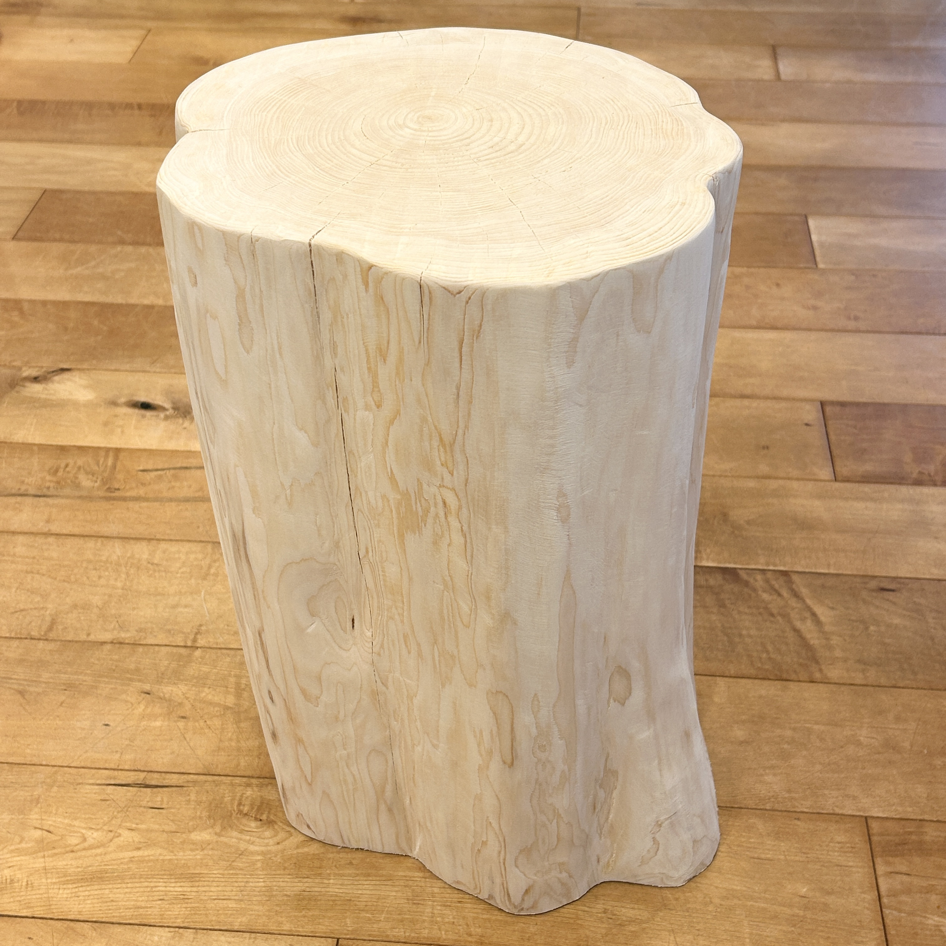 Hinoki  Wood  Stool  No.1238