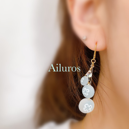 クラゲピアス レジン 3匹 揺れる すりガラス風 ハンドメイド 1ペア