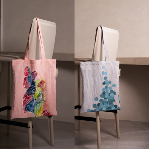 矢車草〈 リバティ アリスダブル 〉ラミネート・A4紙袋型トートバッグ