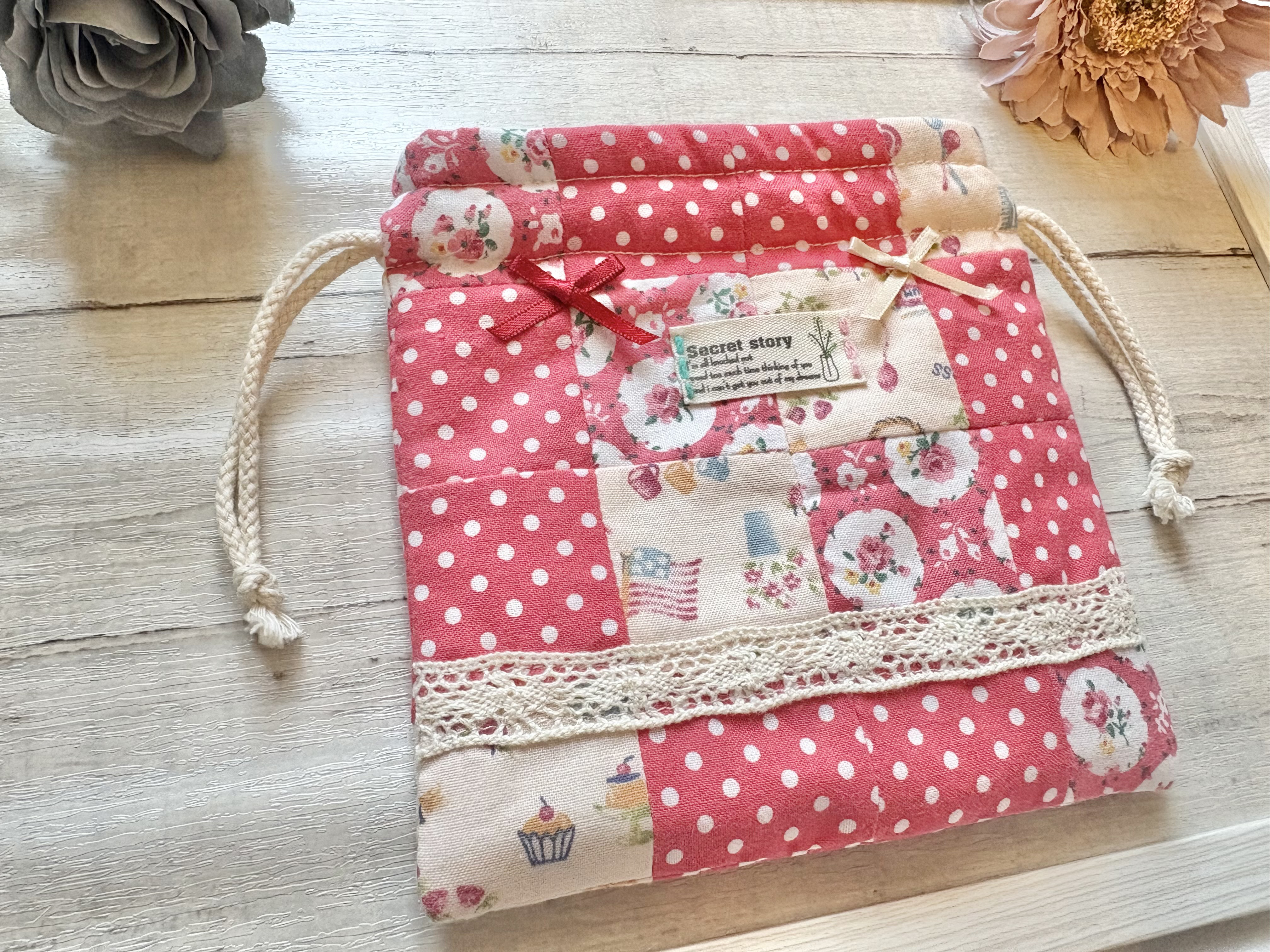 ハンドメイド❇大きめビンテージ❇レトロアニマルパッチワークマットと巾着セット 01710bfec72c167d02c4fda89d6bd8