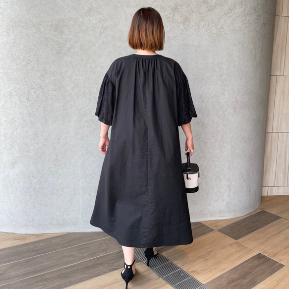 リネンコットン♡バスト120㎝ 超ゆったり&着やせ♡お袖レースコンビワンピース 黒【フリー】KMC-765 450927 9枚目の画像
